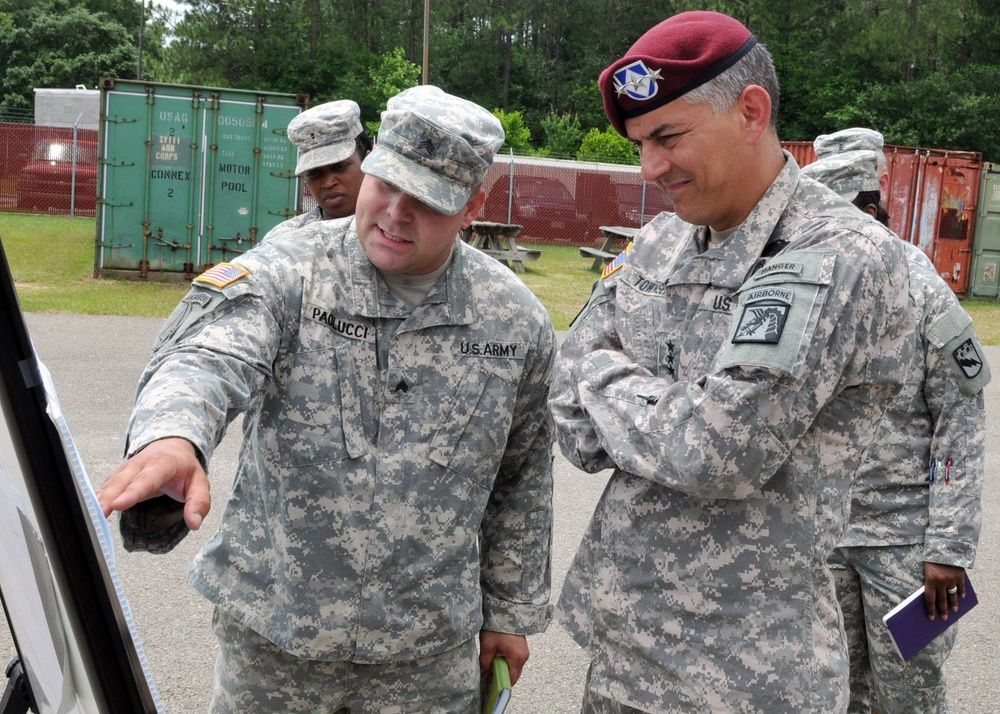 XXVIII Airborne Corps commanding general visits ‘Lightning’ brigade