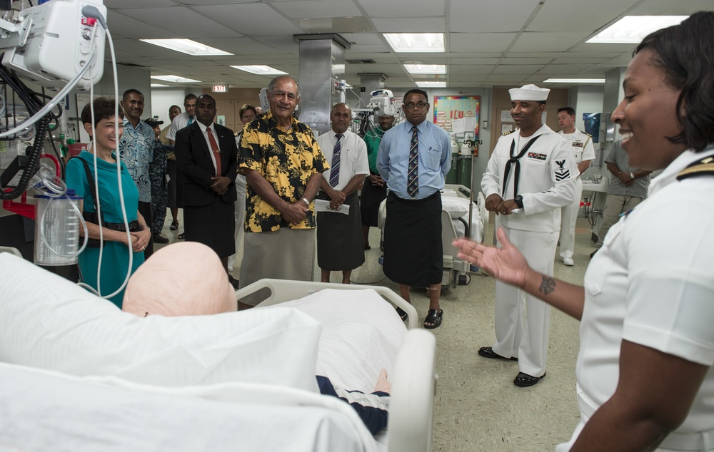 The president of Fiji tours the hospital ship USNS Mercy during Pacific Partnership 2015