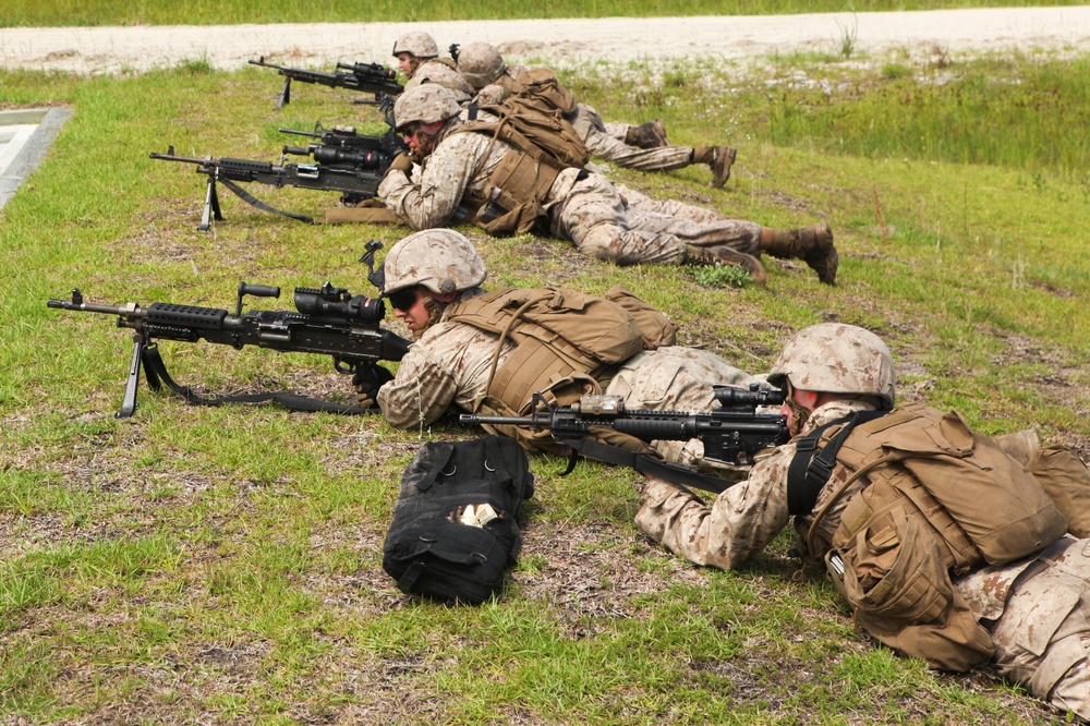 Engineers train in combat maneuvers
