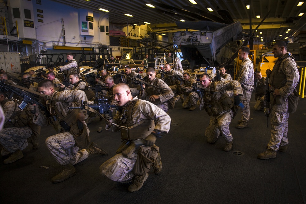 Speed: 15th MEU Marines rehearse for any mission