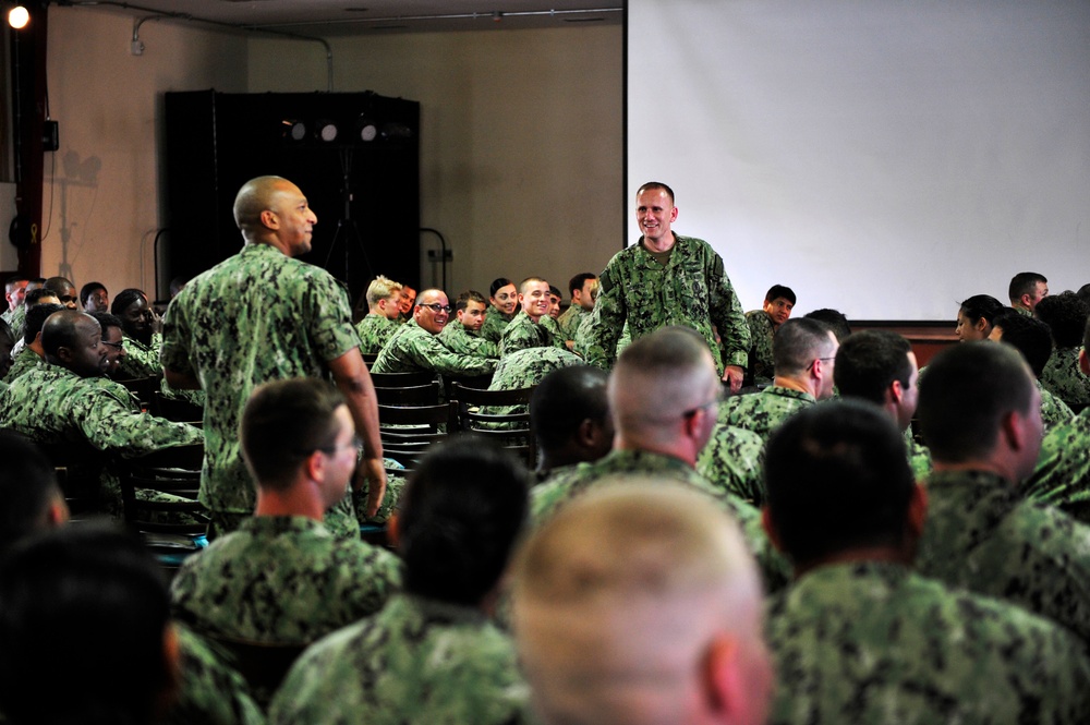 Fleet Master Chief Giordano visits with Sailors at Camp Lemonnier