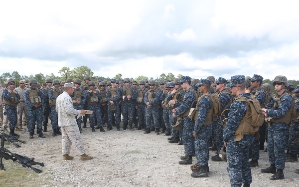 Marines showcase Corps’ opportunities to midshipmen