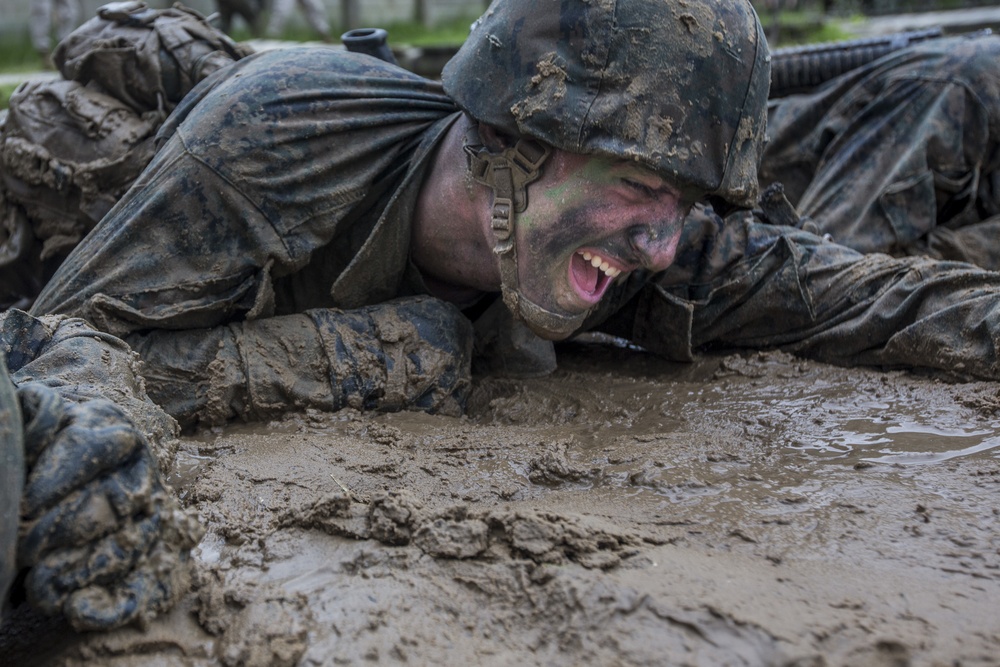 Marine recruits learn basic combat skills on Parris Island Marine recruits learn basic combat skills on Parris Island