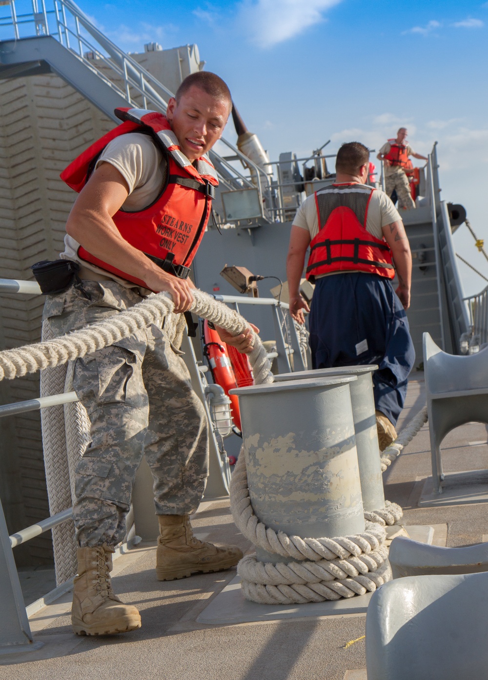 Army Reserve mariners sail over battle assembly