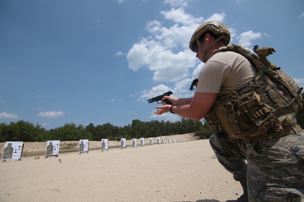 Dvids Images Tacp And Sfs Airmen At The Range Image Of