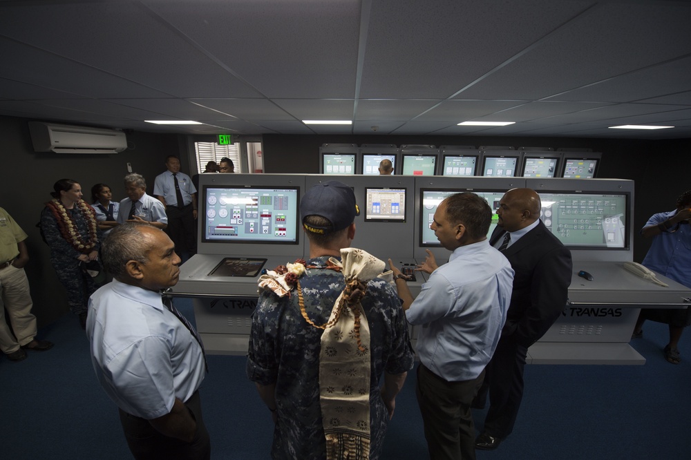 Pacific Partnership 2015 mission commander visits Fiji Maritime Academy