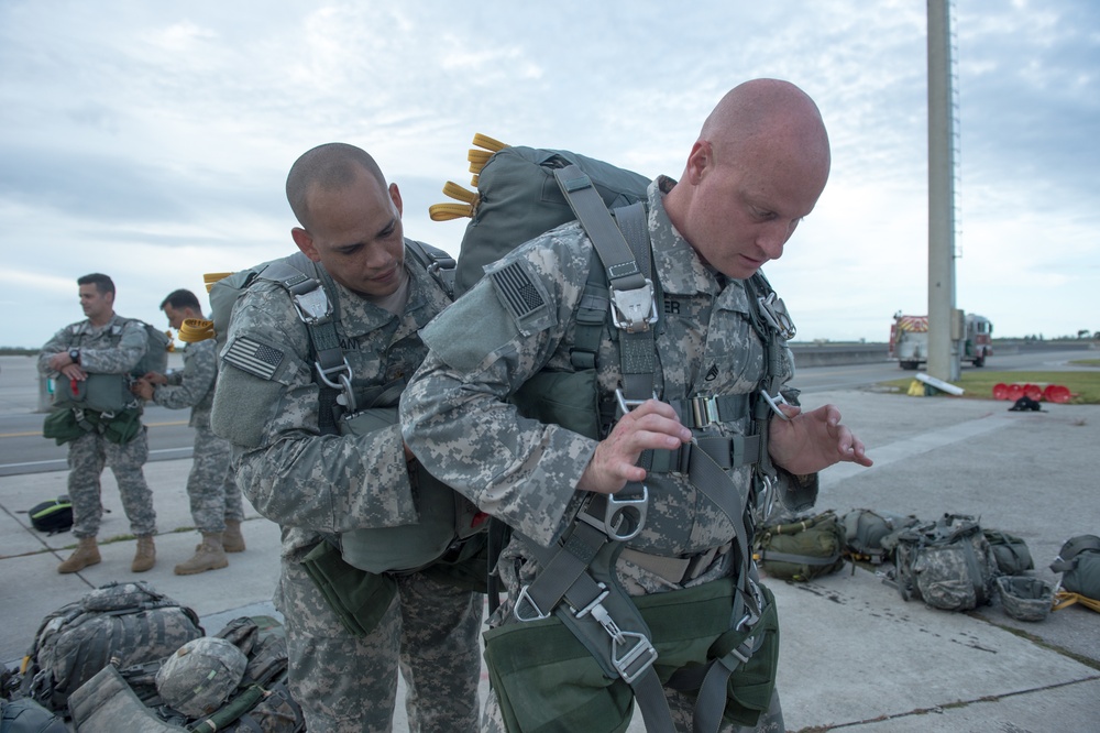 478th Civil Affairs Battalion commemorate the 71st anniversary of D-Day