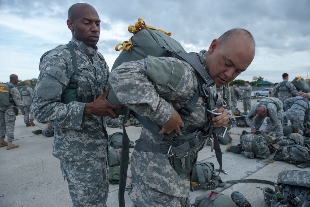 478th Civil Affairs Battalion commemorate the 71st anniversary of D-Day