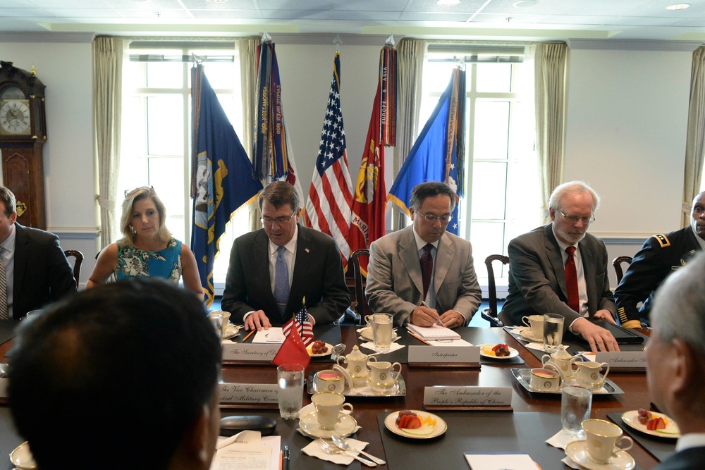 Secretary of defense meets with Chinese generals