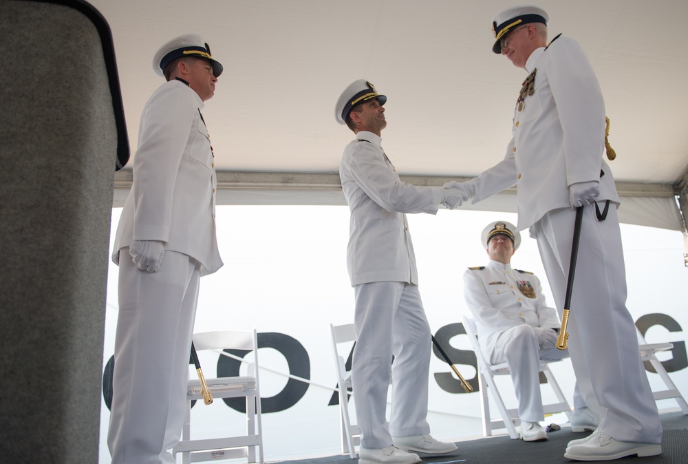 Coast Guard Cutter Harriet Lane changes command