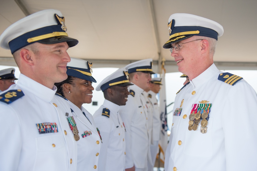 Coast Guard Cutter Harriet Lane changes command