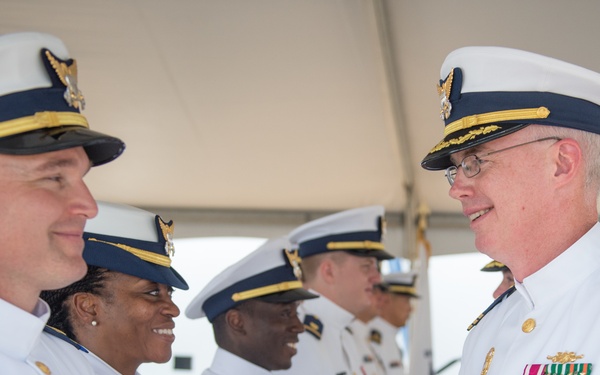 Coast Guard Cutter Harriet Lane changes command