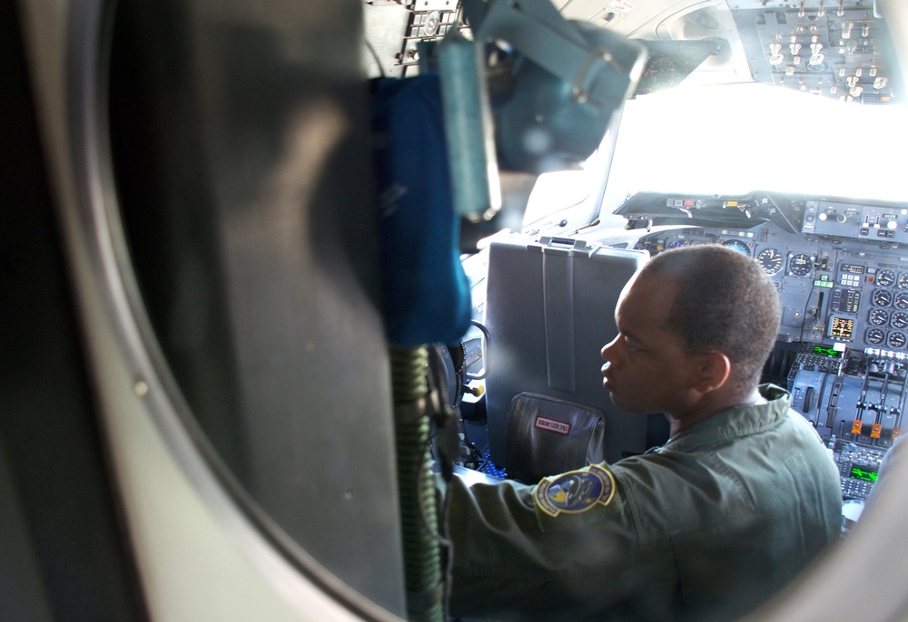 Team Travis orientation flyers see KC-10 mission up close, up high