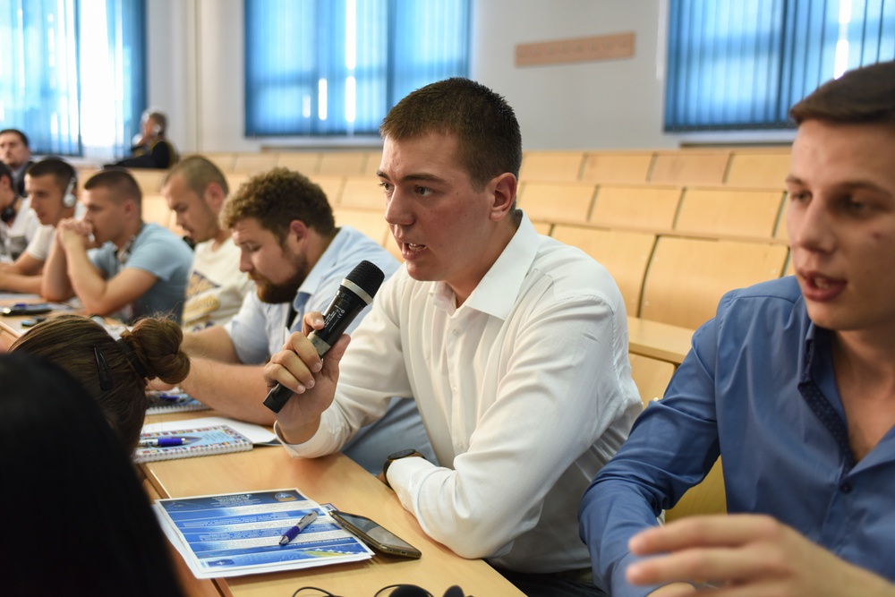 NATO HQ Sarajevo reach out to students