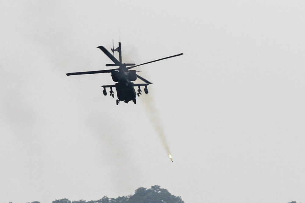 4-2nd Aviation Regiment conducts attack exercise