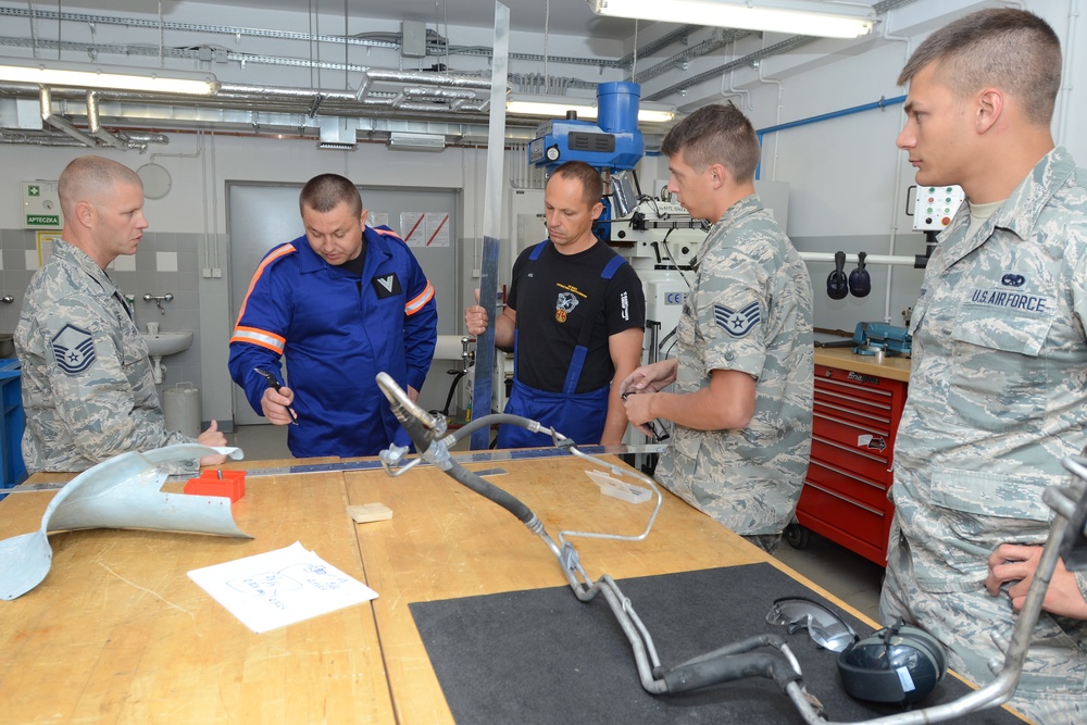 Structural maintenance at Łask Air Base, Poland