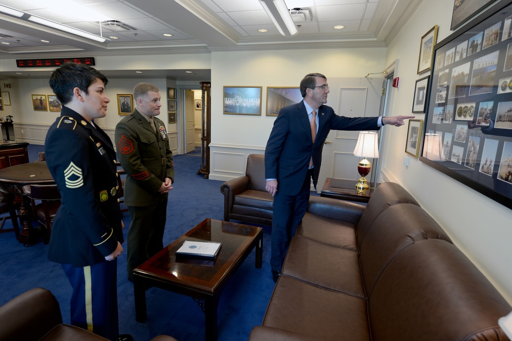 Secretary of defense talks with the Junior and Senior Enlisted Service Member of the Year