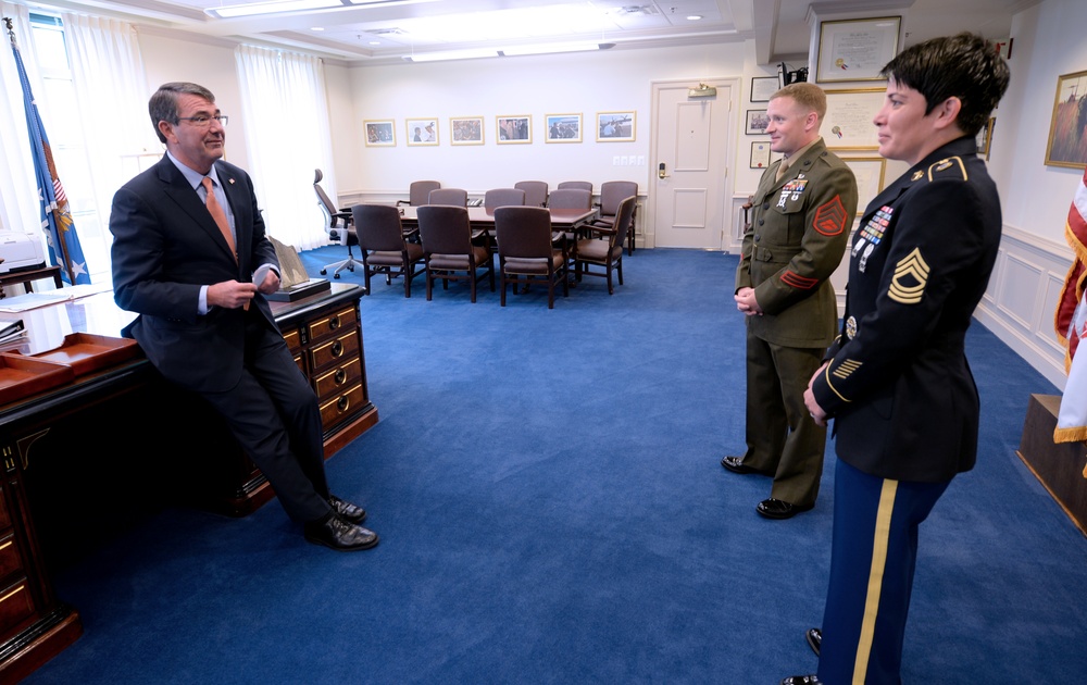 Secretary of defense talks with the Junior and Senior Enlisted Service Member of the Year