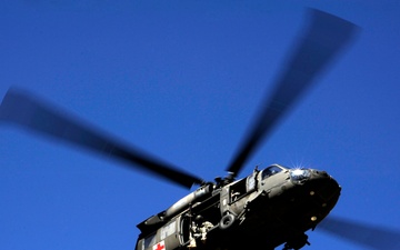 US Soldiers conduct rescue training during Angel Thunder 2015