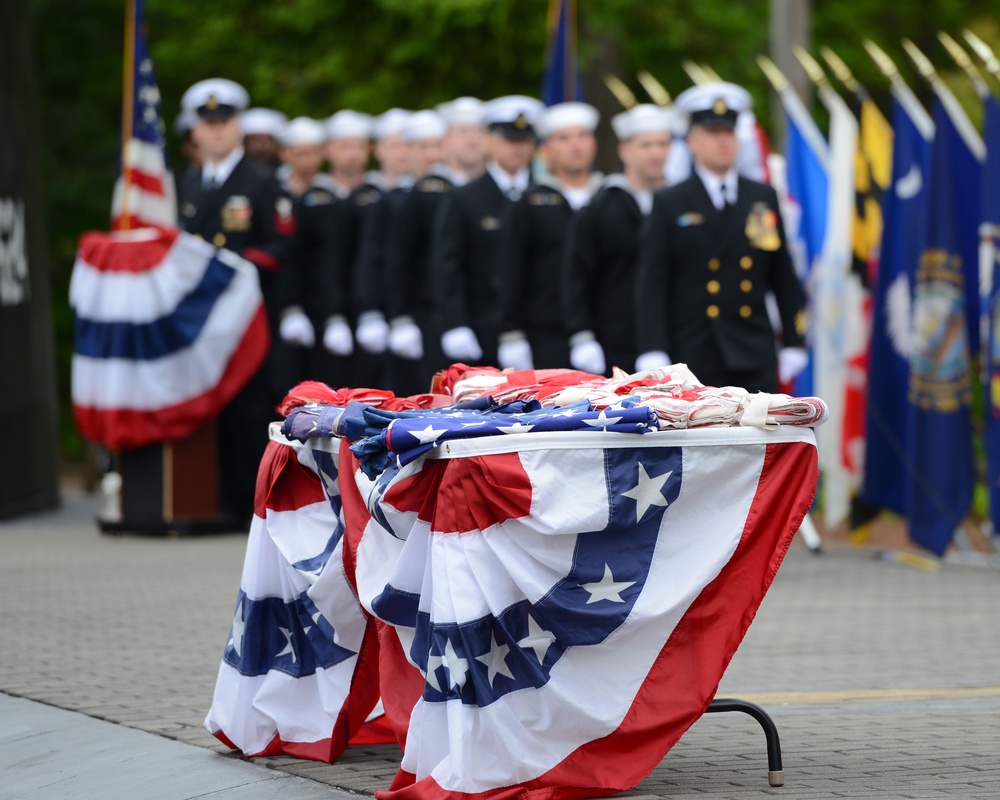 Trident Training Facility Bangor ceremoniously retires US flags