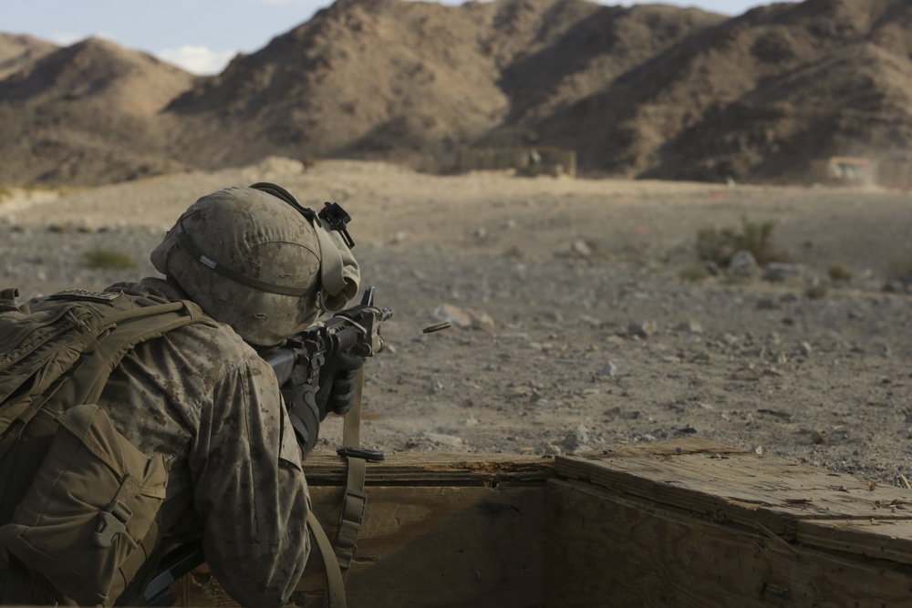 3/25th Lima Company Marines participate in a live fire platoon attack exercise.