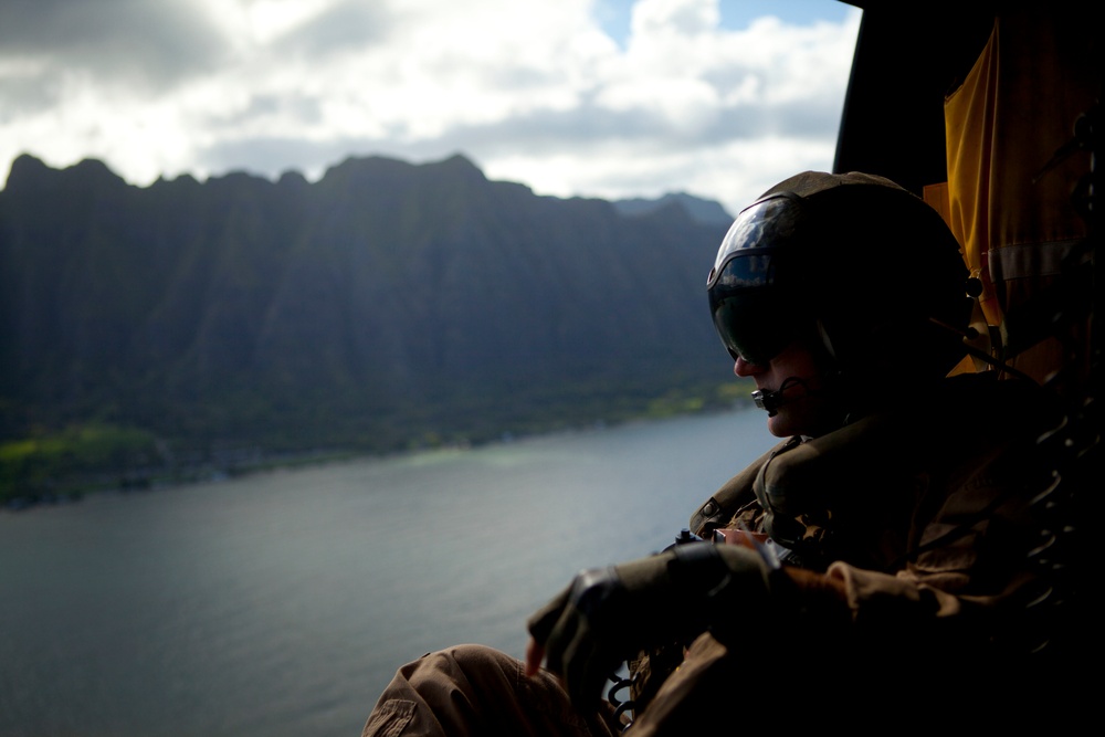 4th Force Recon Jumps Out of Helicopters in Hawaii 2015