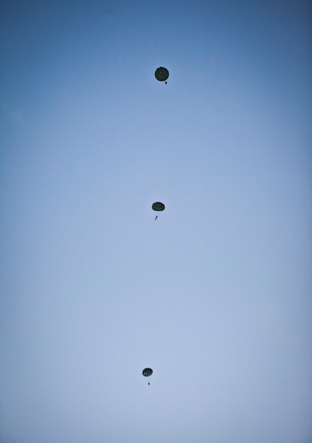 4th Force Recon Jumps Out of Helicopters in Hawaii 2015