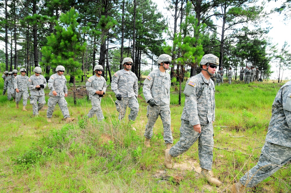 296th IN RGT from Puerto Rico takes AT to Fort Polk