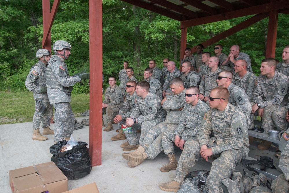 38th ID visits 76th IBCT