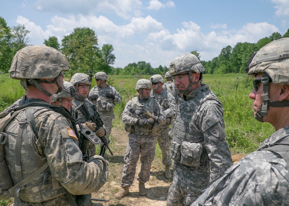 38th ID visits 76th IBCT