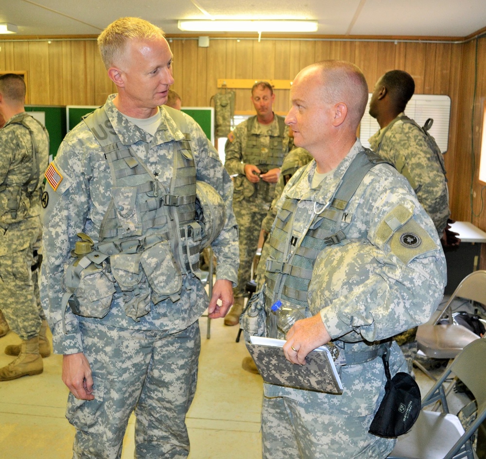 Brig. Gen. Elwell visits 650th RSG during CSTX