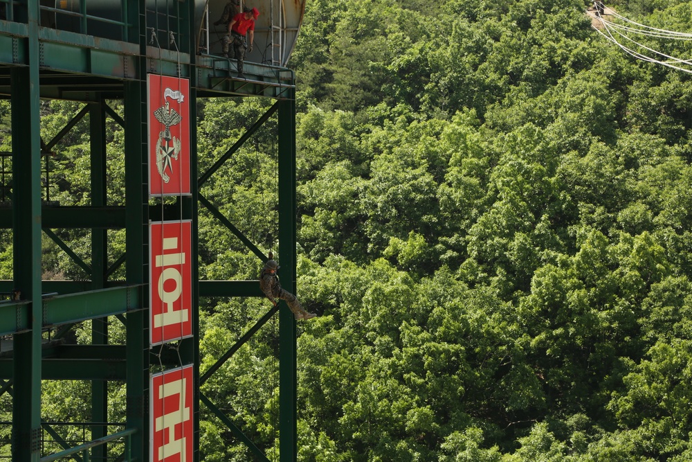 Marines Rappel Training