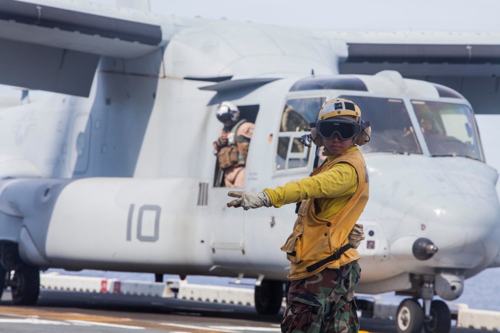 Deck Qualifications aboard the USS Bonhomme Richard (LHD 6)