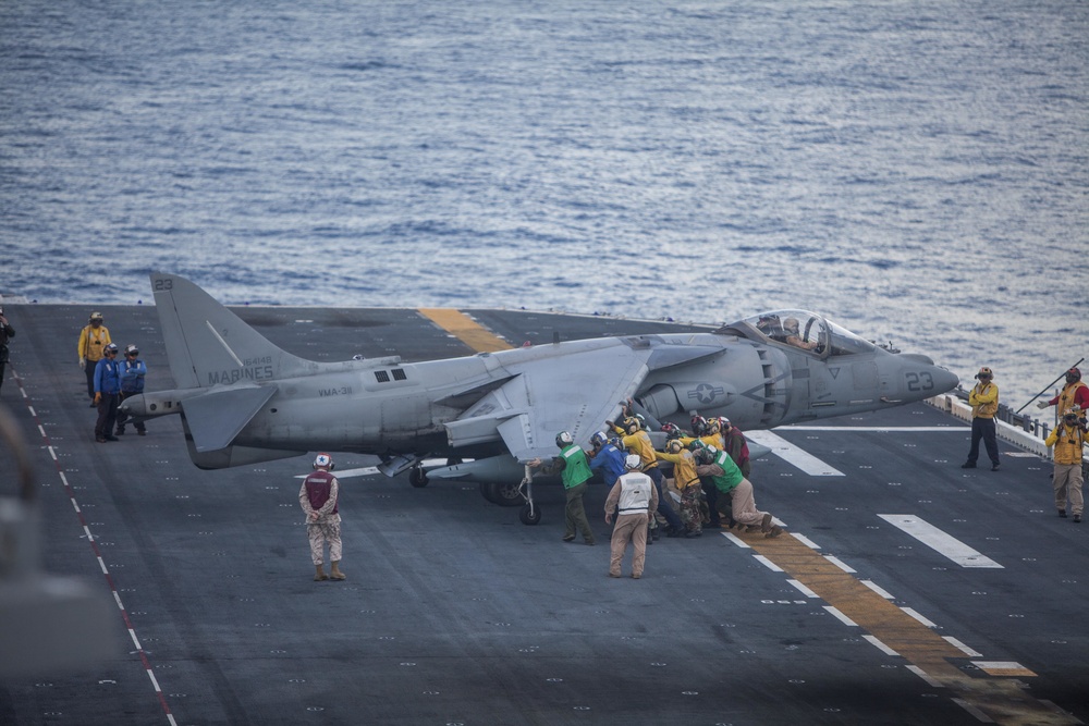 Deck Qualifications aboard the USS Bonhomme Richard (LHD 6)