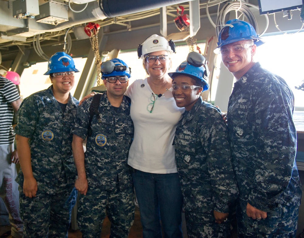 Ship's Sponsor Susan Ford Bales visits CVN 78