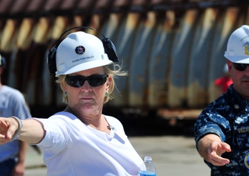 Ship's Sponsor Susan Ford Bales visits CVN 78
