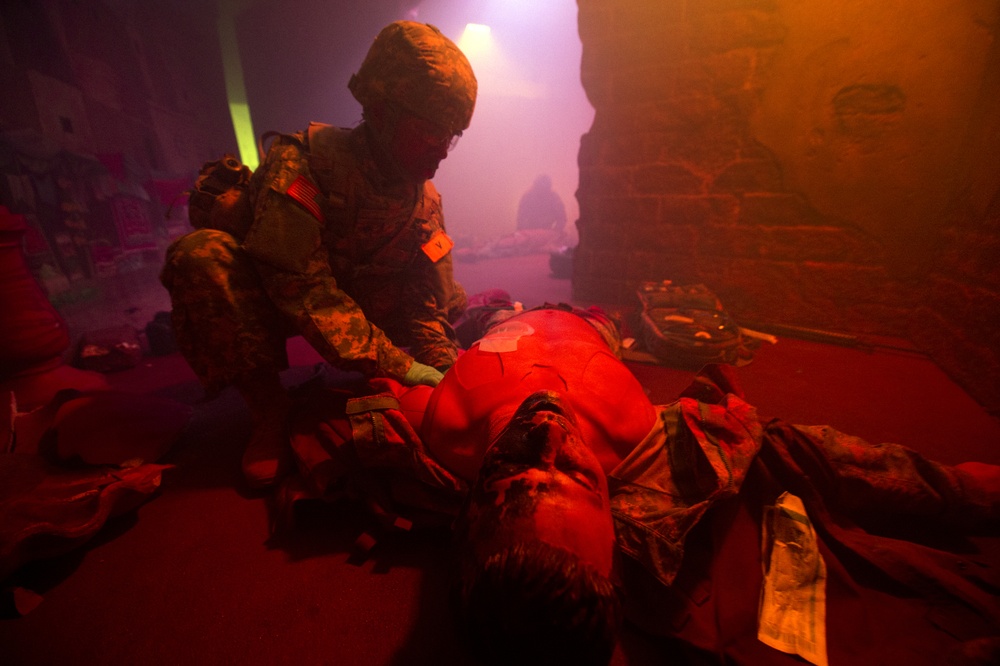 METC medical students learn with all services