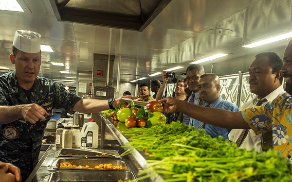Chief of Savusavu visits the hospital ship USNS Mercy (T-AH 19) during Pacific Partnership 2015
