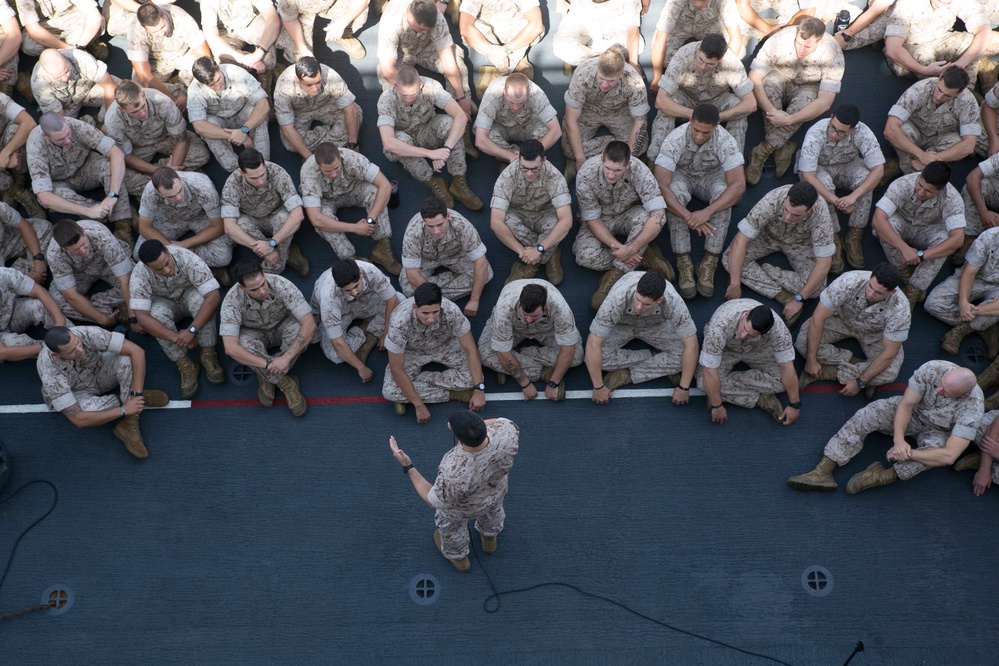 Col. Dasmalchi speaks to Marines, Sailors