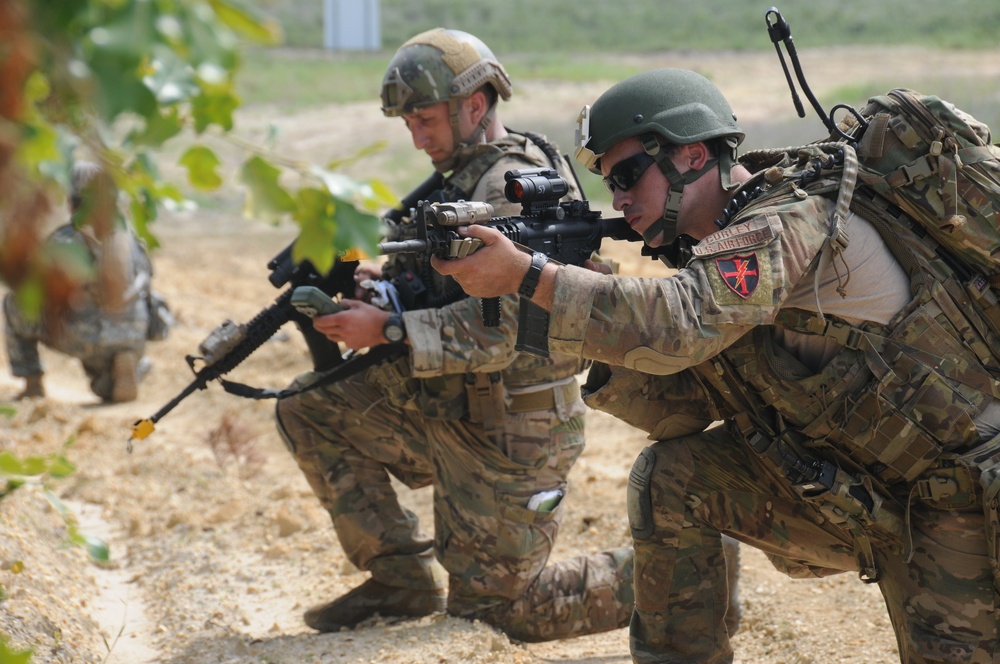 227th Air Support Operations Squadron trains with New Jersey Army National Guard at Warren Grove Range