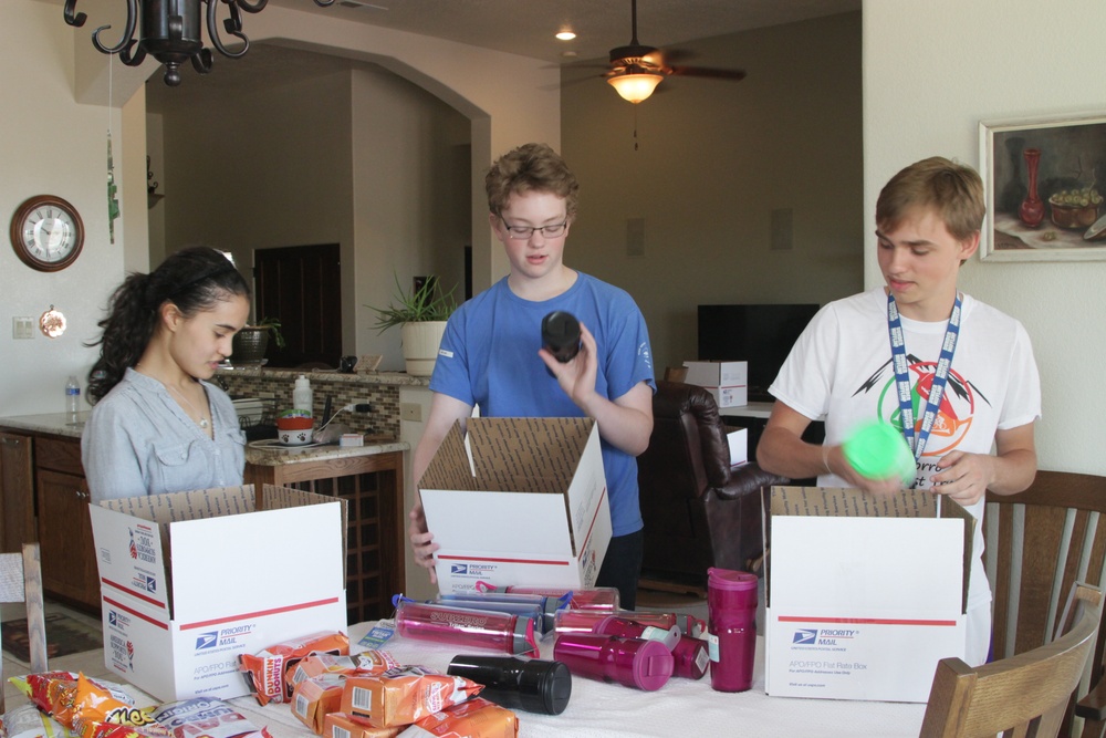 Socorro, Roswell residents adopt Soldiers, send care packages