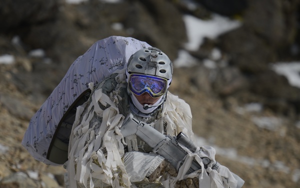 Navy SEAL winter warfare