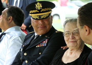 Family of 92nd Infantry 'Buffalo' Division soldier formally receives the Silver Star