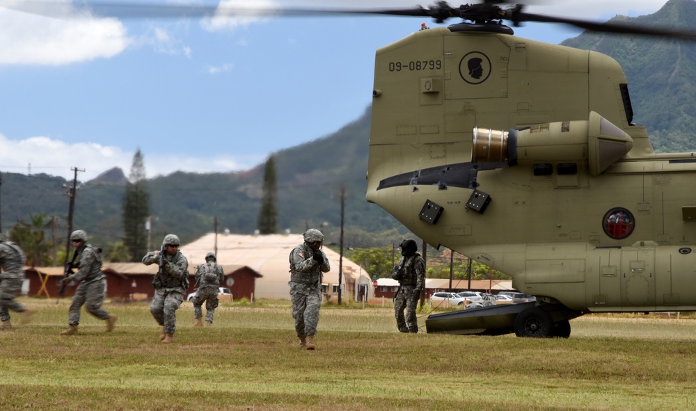 Company B, 777th Aviation Support Battalion Conducts Downed Aircraft Recovery Team Exercise