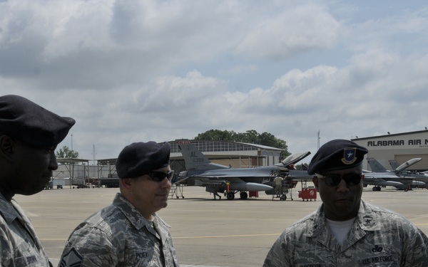 'Top Cop' visits the 187th Fighter Wing
