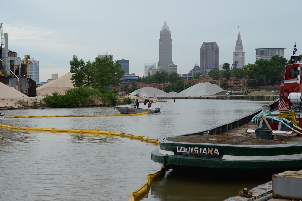 Spill response exercise takes place in Cleveland