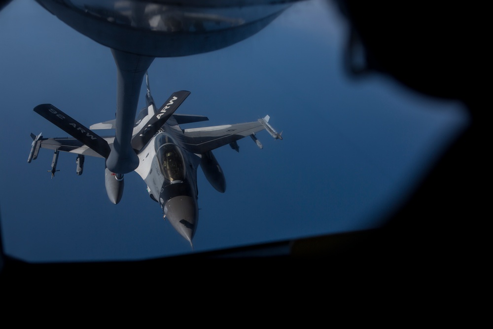 NE15 conducts training scenarios in skies of Alaska