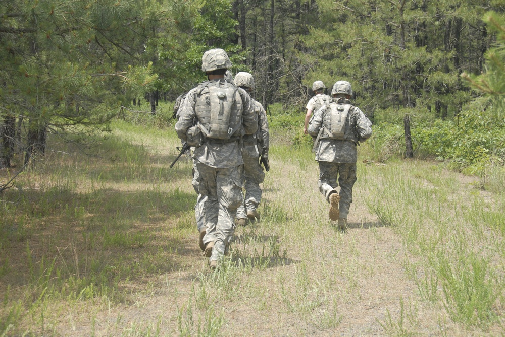 Maryland Guard infantrymen conduct live fire at Fort Dix