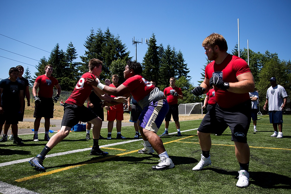 Seattle Marines, NFL coaches host football camp in Renton