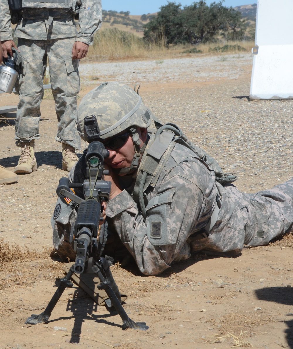Cal Guard machine gun training